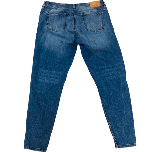 Zara Women’s Jeans - Picture 2 of 4